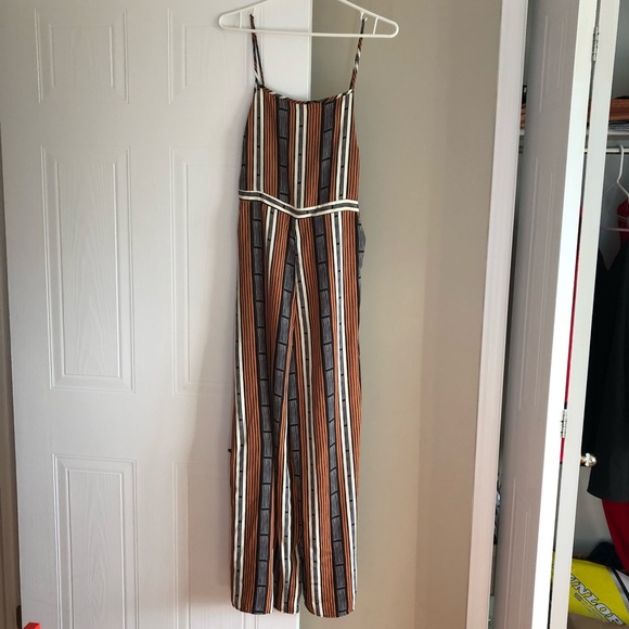 Forever 21 Pants - cute jumpsuit🧡